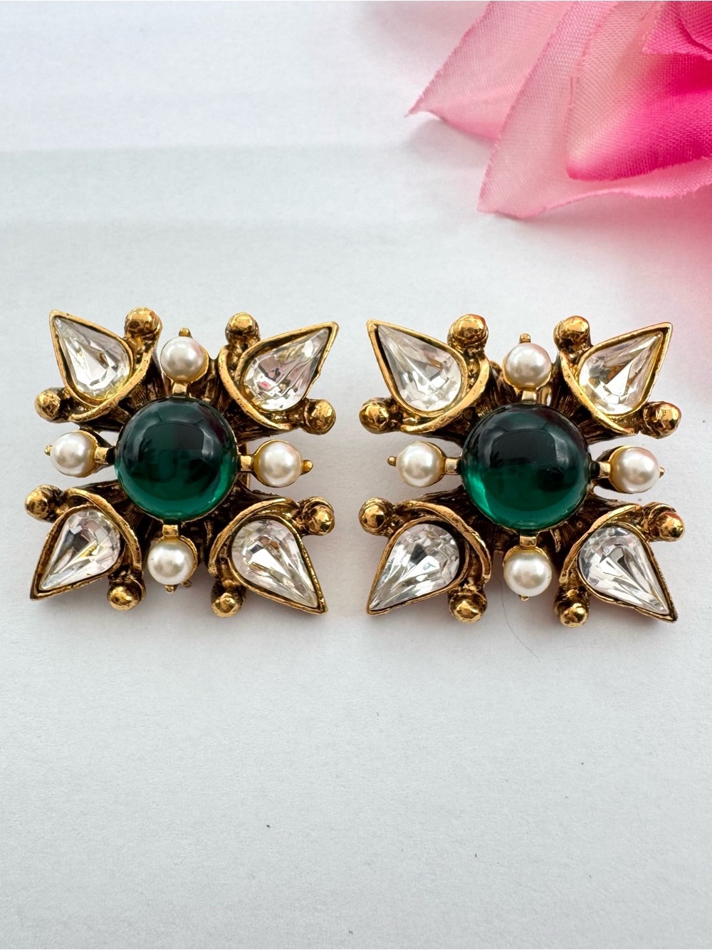 Vintage Maltese Cross Green Lucite Clip On Earrings Regency Regal Dramatic Moody